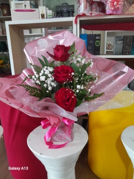Arranjo 3 rosas 32